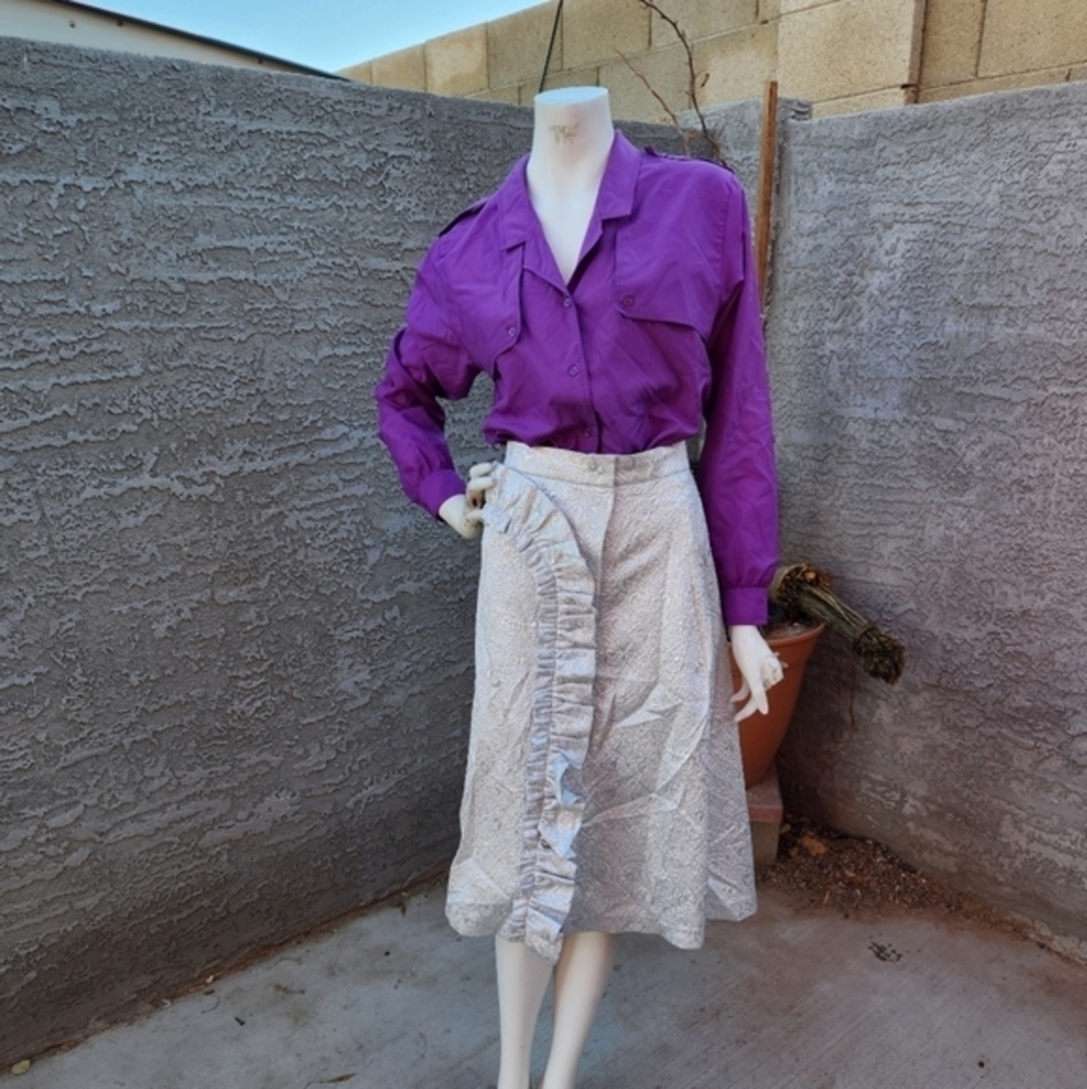 Vintage Diane von Furstenberg Blouse - Picture 7 of 10